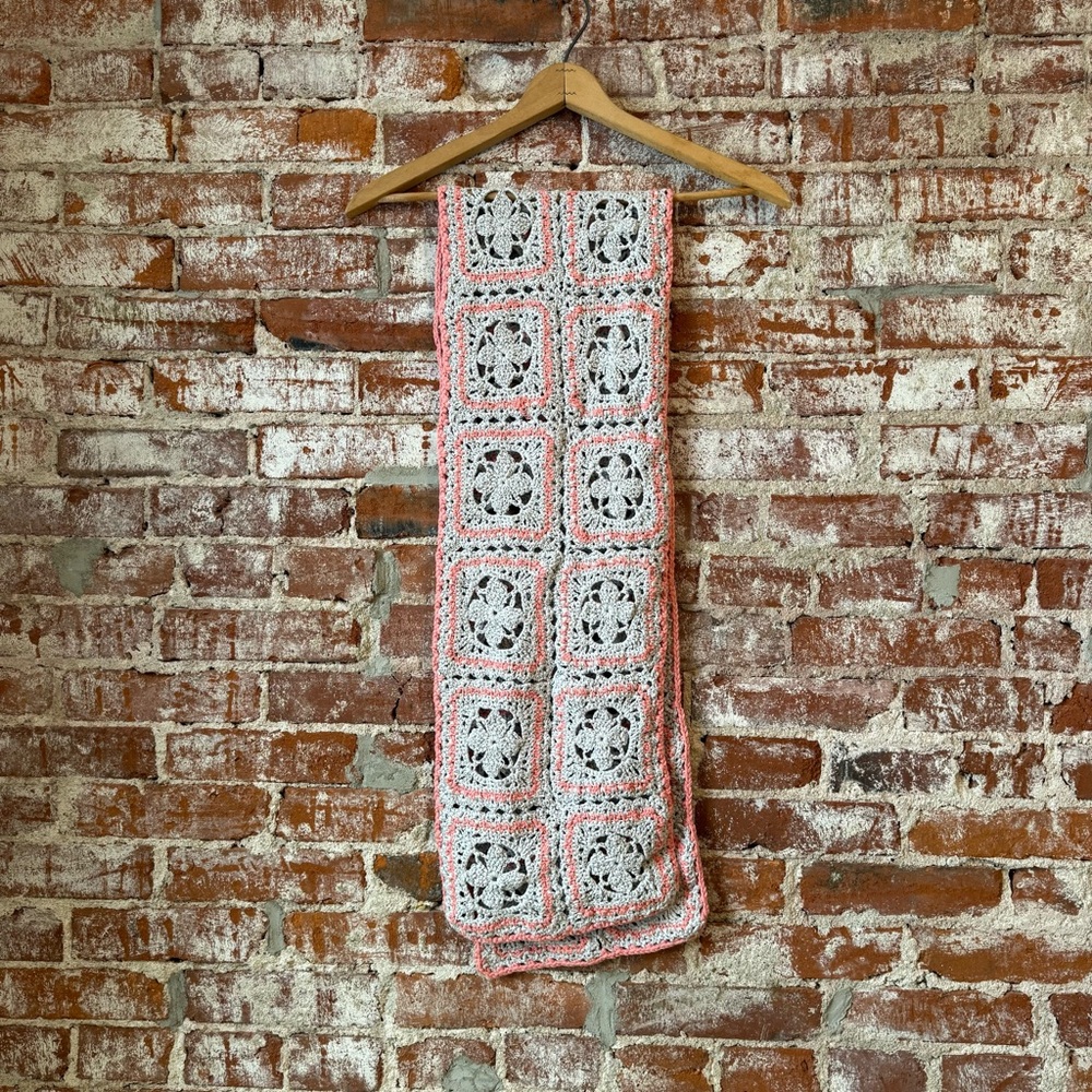 Crochet Patterned Scarf - White and Pink